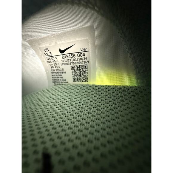 Nike Vapor Edge Pro 360 2 Mens Sz 11.5 Football Cleats Platinum Green DA5456-004 - Picture 8 of 9